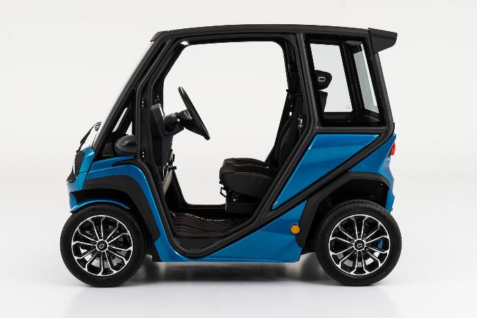 Solar city store car